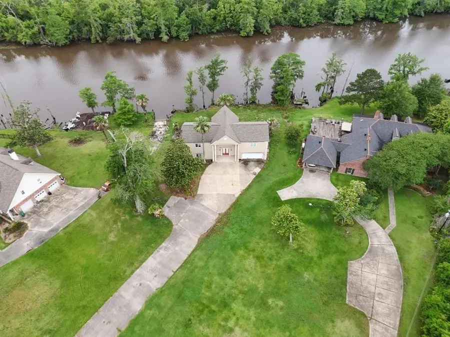 3831 River Bluff Lane, Westlake, LA 70669 - #2