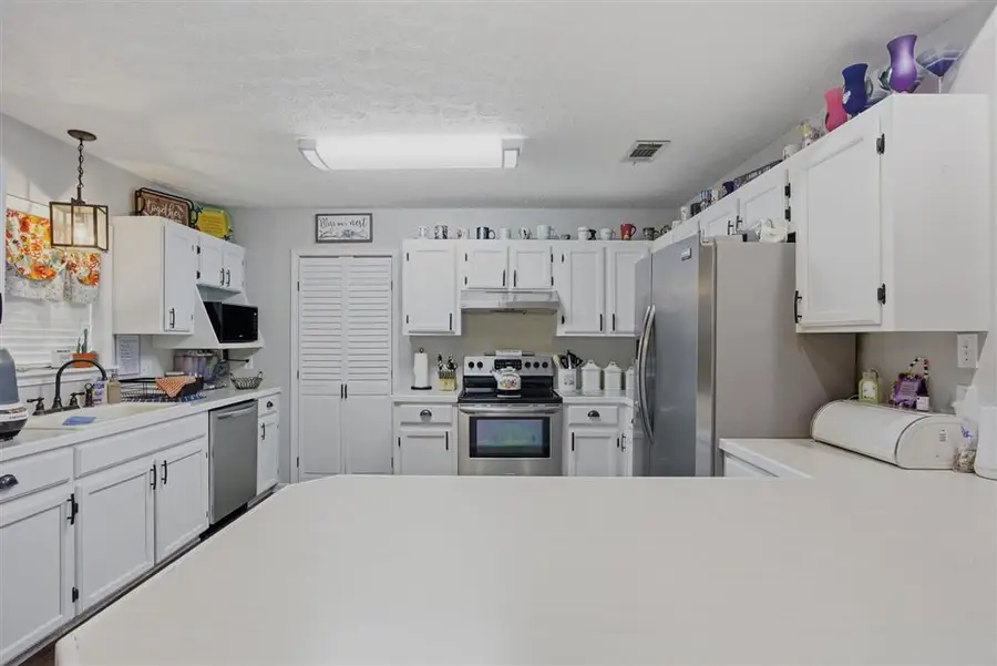 7606 Tangueray Road, Lake Charles, LA 70607 - #3