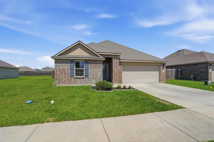 816 Coulee Bend Boulevard, Moss Bluff, LA 70611 - #2