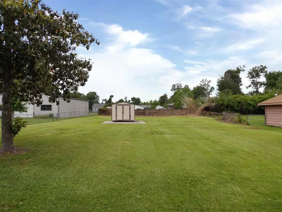 106 Madison Street, Sulphur, LA 70663 - #2