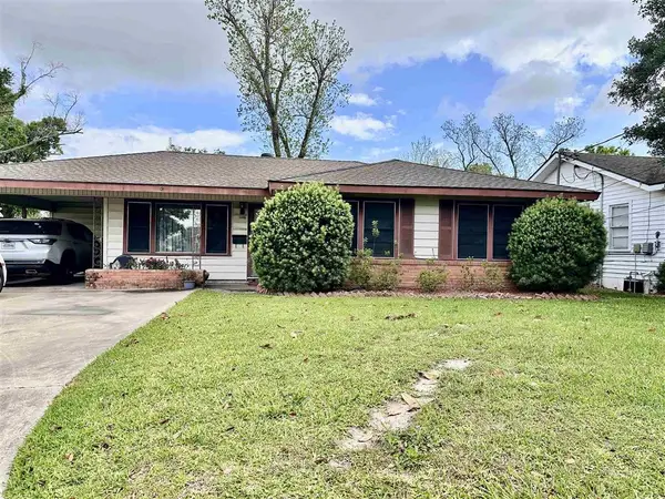 603 E Lagrange Street E, Lake Charles, LA 70601