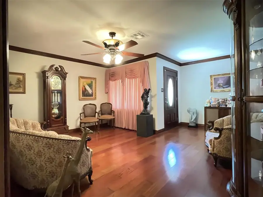 127 Lee Street, Lake Charles, LA 70605 - #2
