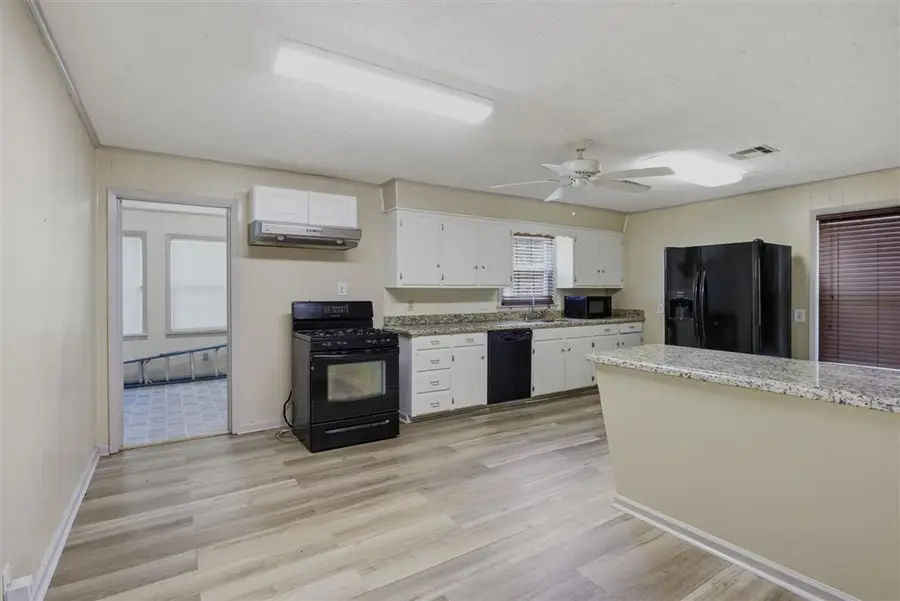 3904 Harvard Street, Lake Charles, LA 70607 - #3