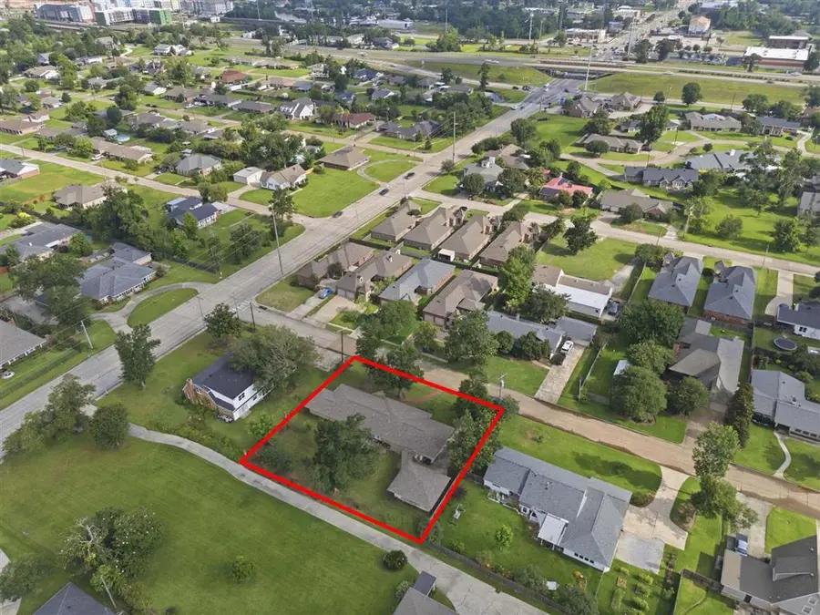 727 Julius Street, Lake Charles, LA 70605 - #2