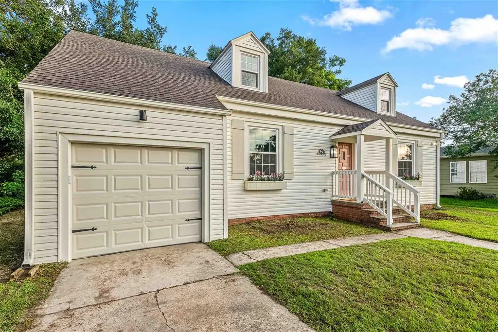 1026 11th Street, Lake Charles, LA 70601 - #1