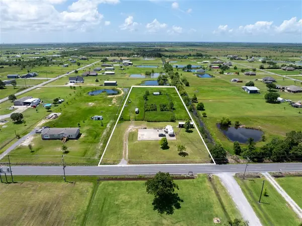 401 Parish Line Road, Lake Charles, LA 70607