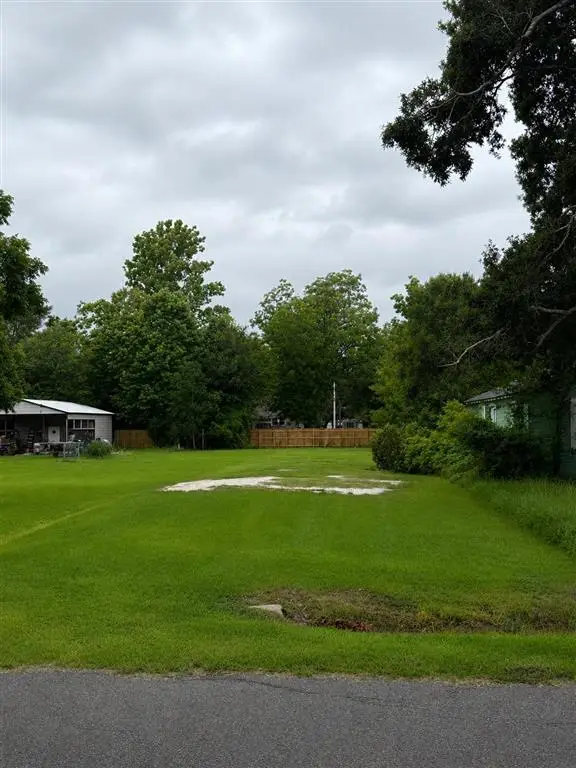 304 S Stockwell Avenue S, Iowa, LA 70647 - #1