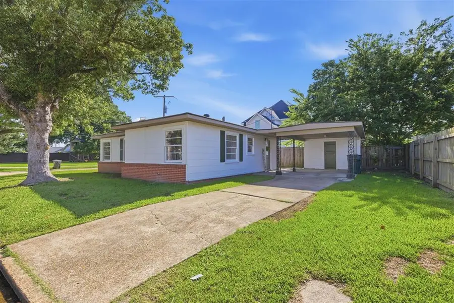 450 East Street, Lake Charles, LA 70601 - #3