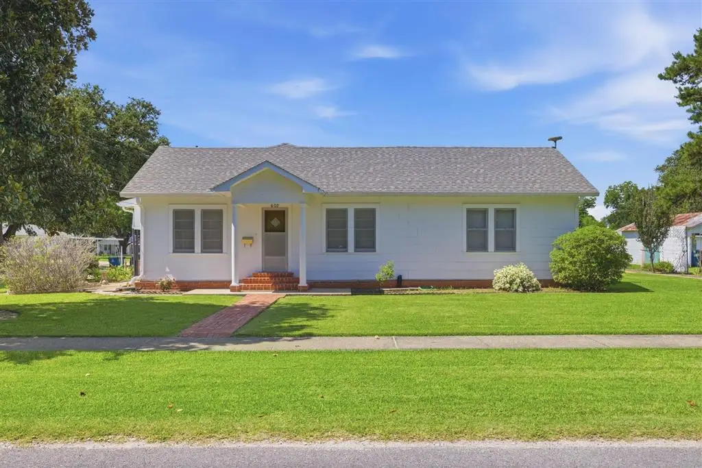 602 Third Street, Jennings, LA 70546 - #1