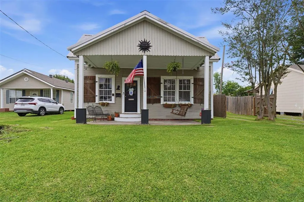 735 Clarence Street, Lake Charles, LA 70601 - #1