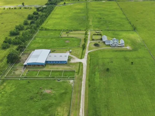 105 Big Woods Road, Vinton, LA 70668