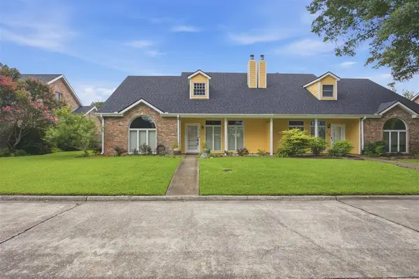 4105 Oak Point Ln Lane, Lake Charles, LA 70605