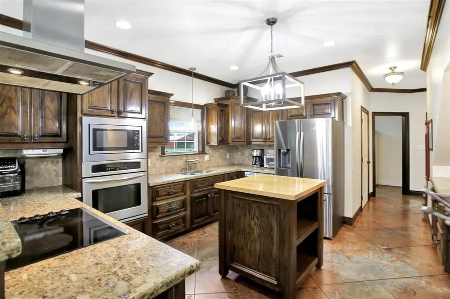 110 Bessies Road, Lake Charles, LA 70607 - #2