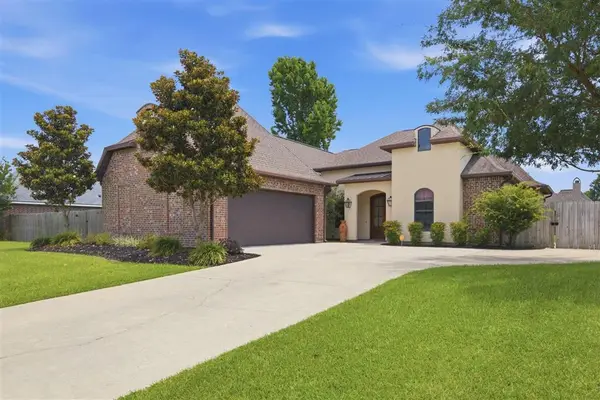 1035 N Worthington Drive N, Lake Charles, LA 70605