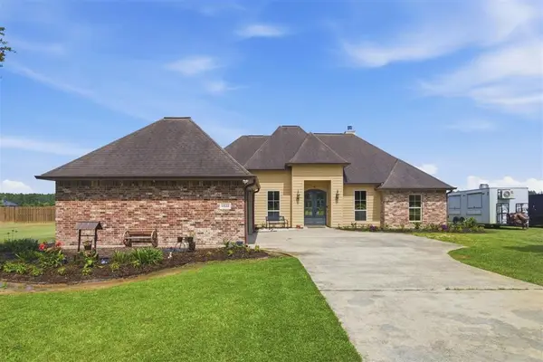 4832 Wes Berry Road, Dequincy, LA 70633