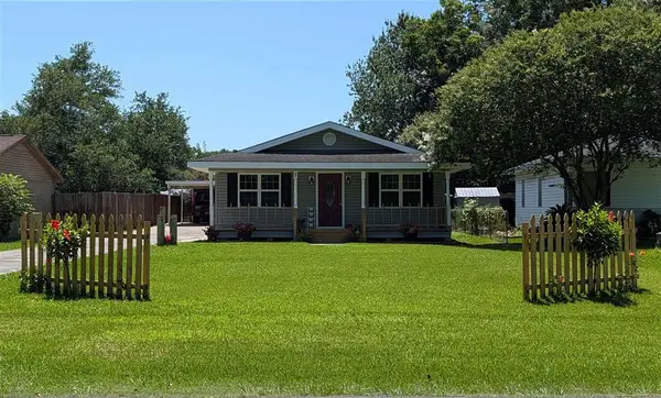 623 S Louise Street S, Jennings, LA 70546
