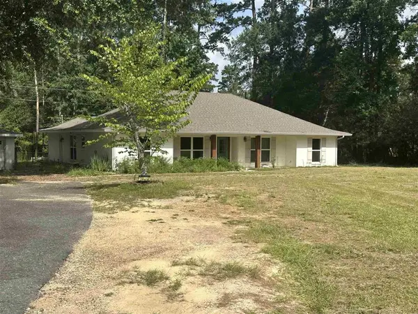 1022 W 9th Street W, DeRidder, LA 70634