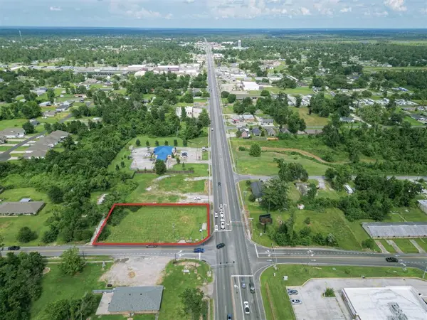 1236 Sam Houston Jones Parkway, Lake Charles, LA 70611