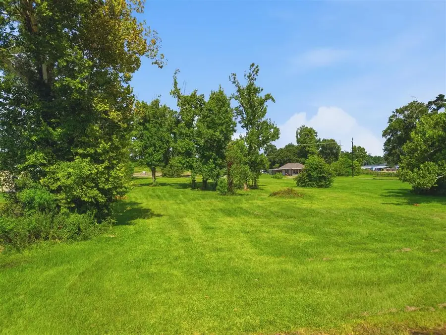 1901 N Martin Luther King Highway N, Lake Charles, LA 70601 - #3