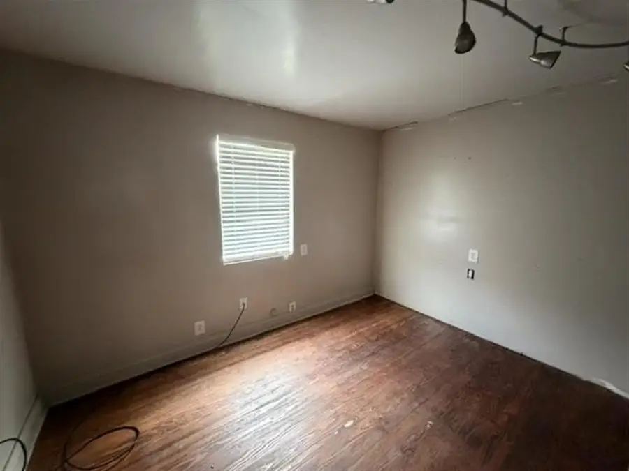 409 S Kinney Street S, Iowa, LA 70647 - #2