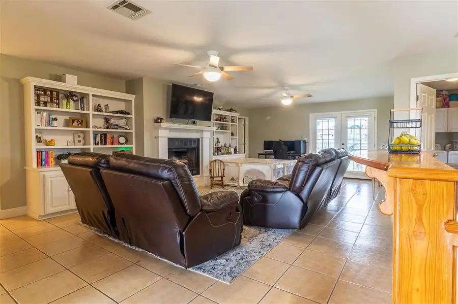 5745 Birch Street, Lake Charles, LA 70605 - #3