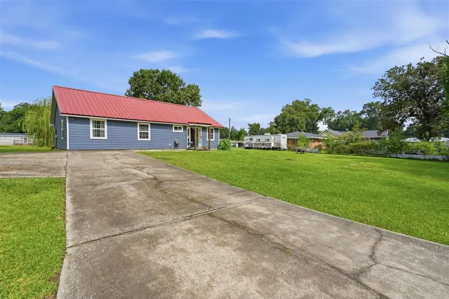 3141 Debra, Westlake, LA 70669 - #3