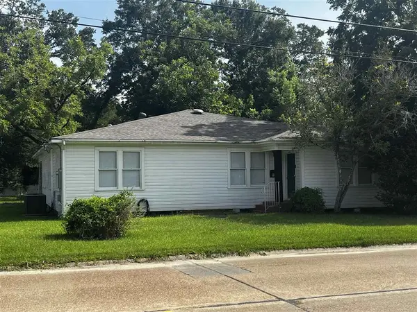930 Alamo Street, Lake Charles, LA 70601