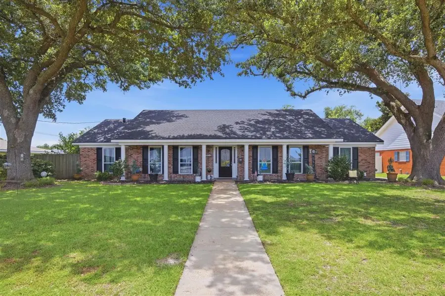 318 Ashland Street, Lake Charles, LA 70605 - #2