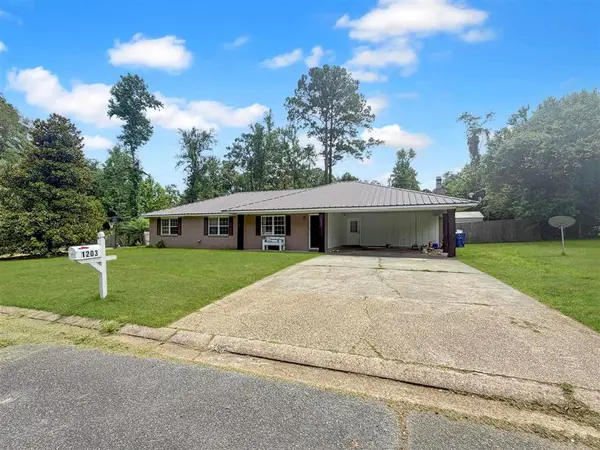 1203 Rice St Street, DeRidder, LA 70634