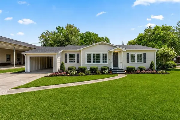 535 W School St Street W, Lake Charles, LA 70605