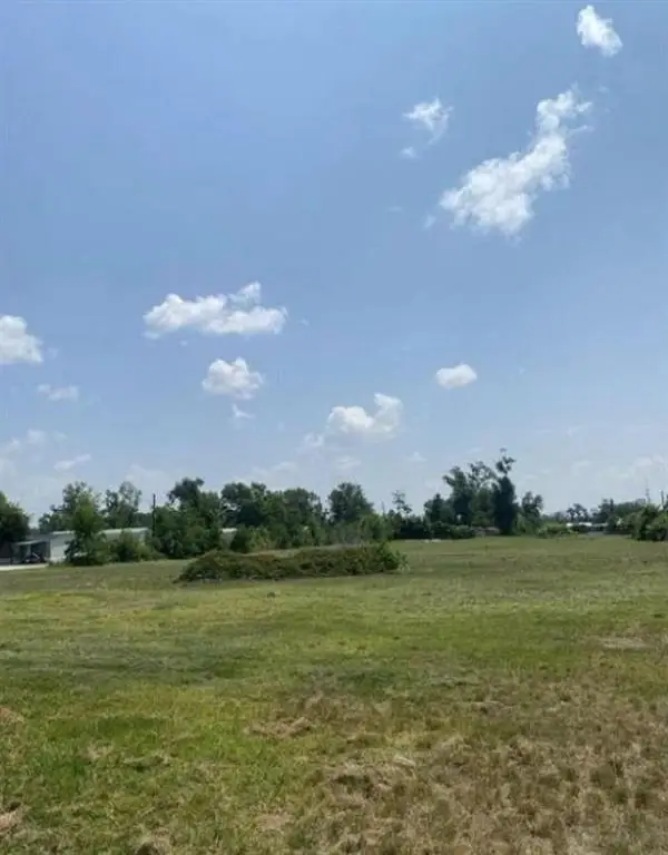 628 S Post Oak Road S, Sulphur, LA 70663 - #1