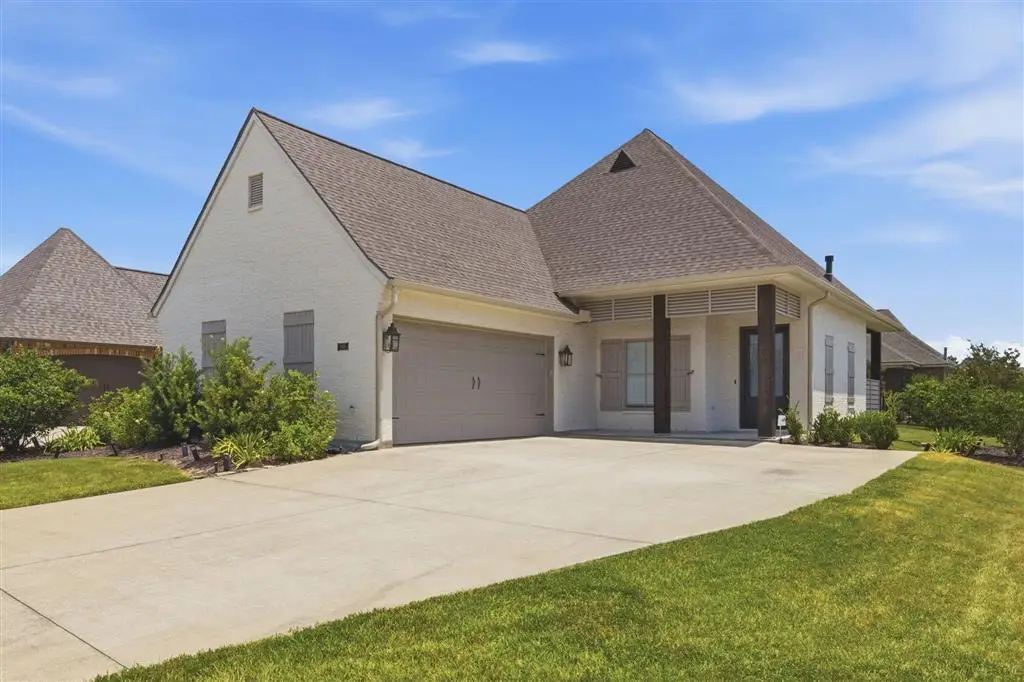 5839 Willow Breeze Drive, Lake Charles, LA 70605 - #1