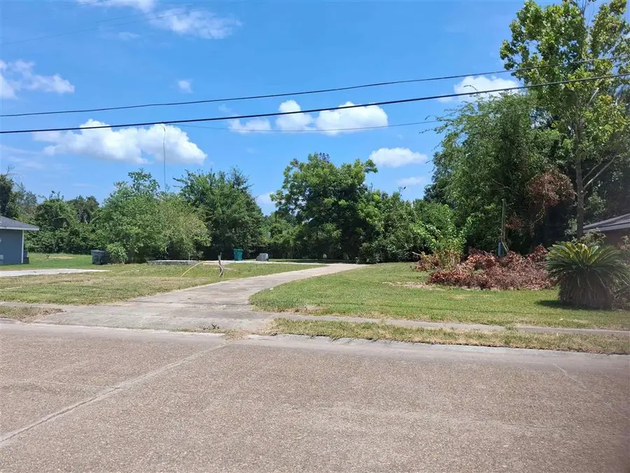 518 N Cherry Street N, Lake Charles, LA 70601 - #2