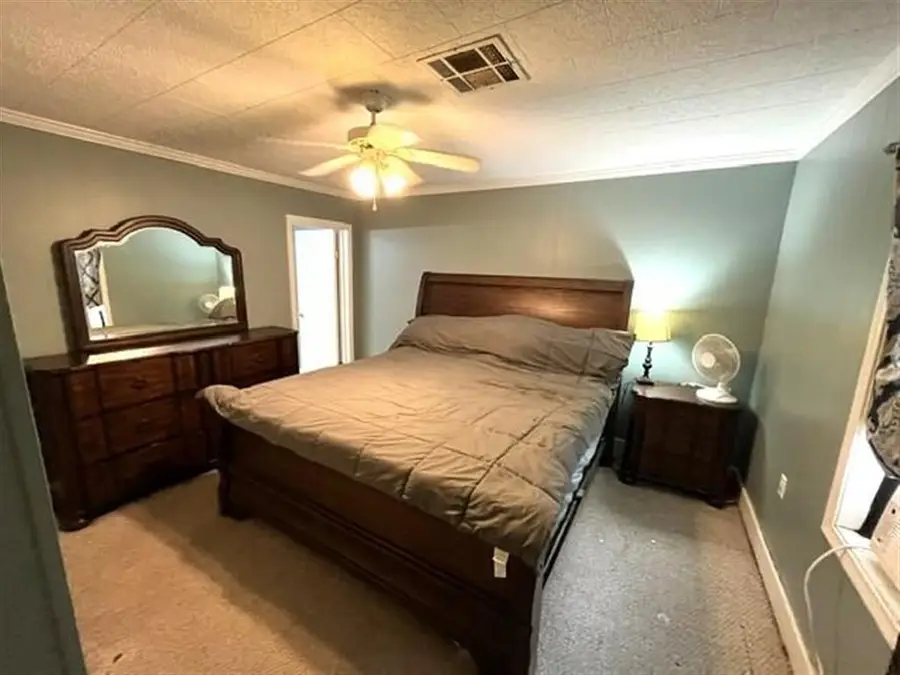 615 Fourth Street, Jennings, LA 70546 - #3