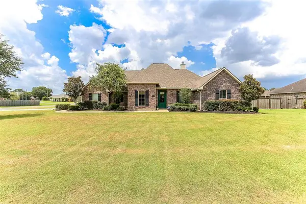 912 S Kade Lane S, Lake Charles, LA 70605