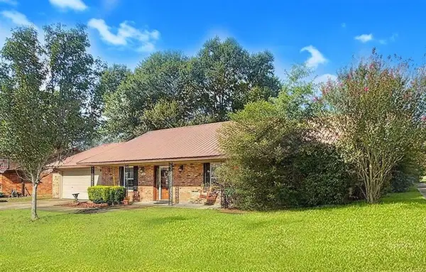 1402 Meadow Brook St Street, DeRidder, LA 70634
