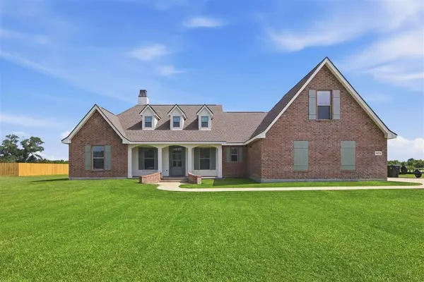 16076 Fleur De Lis Drive, Iowa, LA 70647
