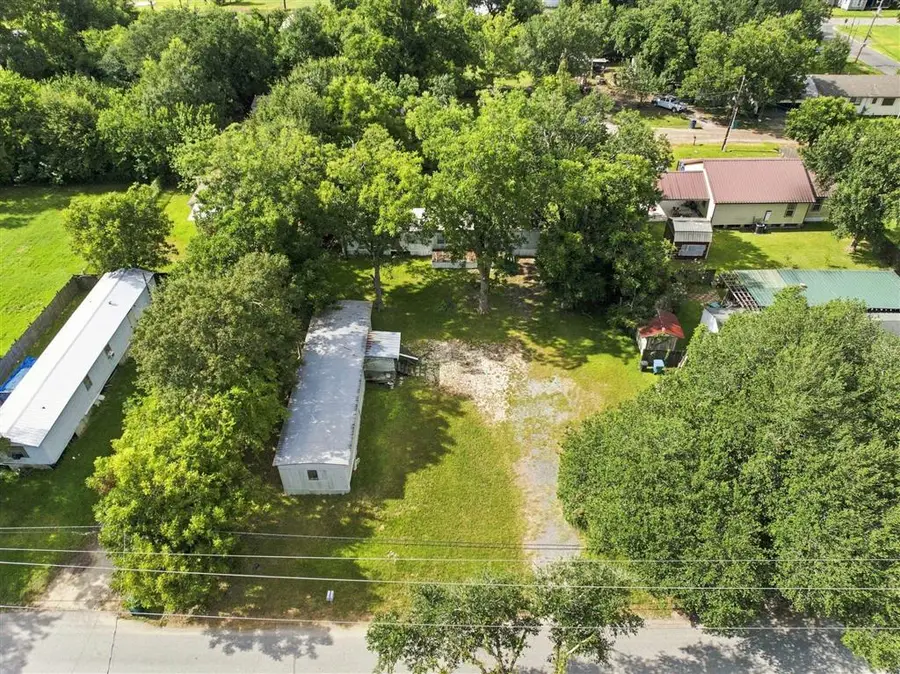 905 W Burton Street W, Sulphur, LA 70663 - #2