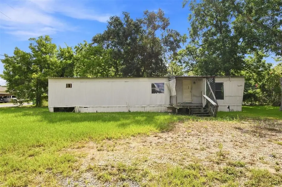 905 W Burton Street W, Sulphur, LA 70663 - #3