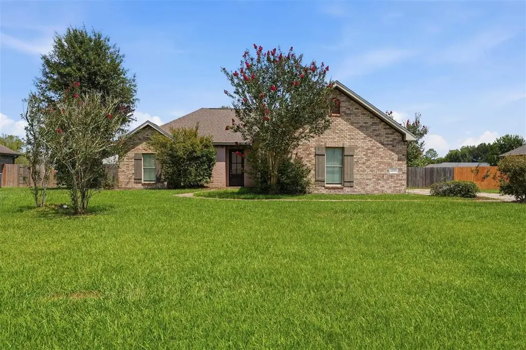 2628 Ravenway Dr Drive, Lake Charles, LA 70611 - #1