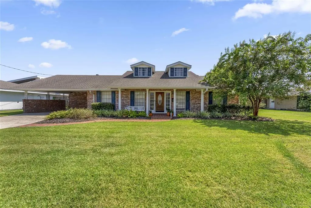 905 Henrietta Lane, Lake Charles, LA 70605 - #1