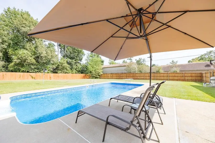 306 E Presidential Circle E, Lake Charles, LA 70611 - #2