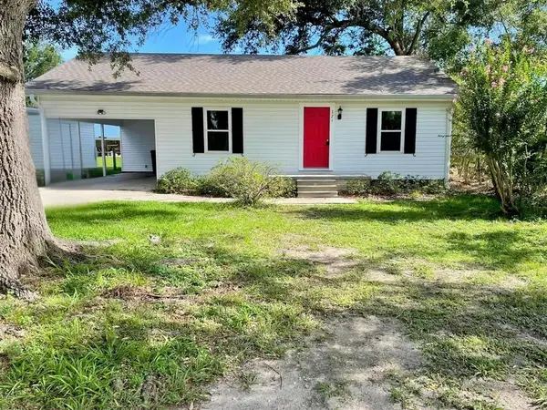 321 W Parish Road W, Sulphur, LA 70663