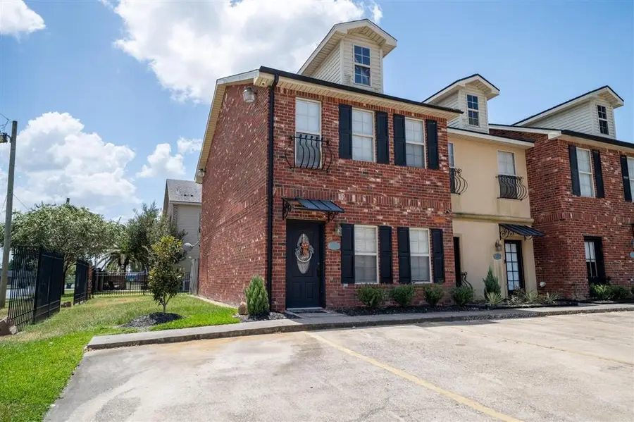 4400 Brown St Street #Z, Lake Charles, LA 70607 - #2