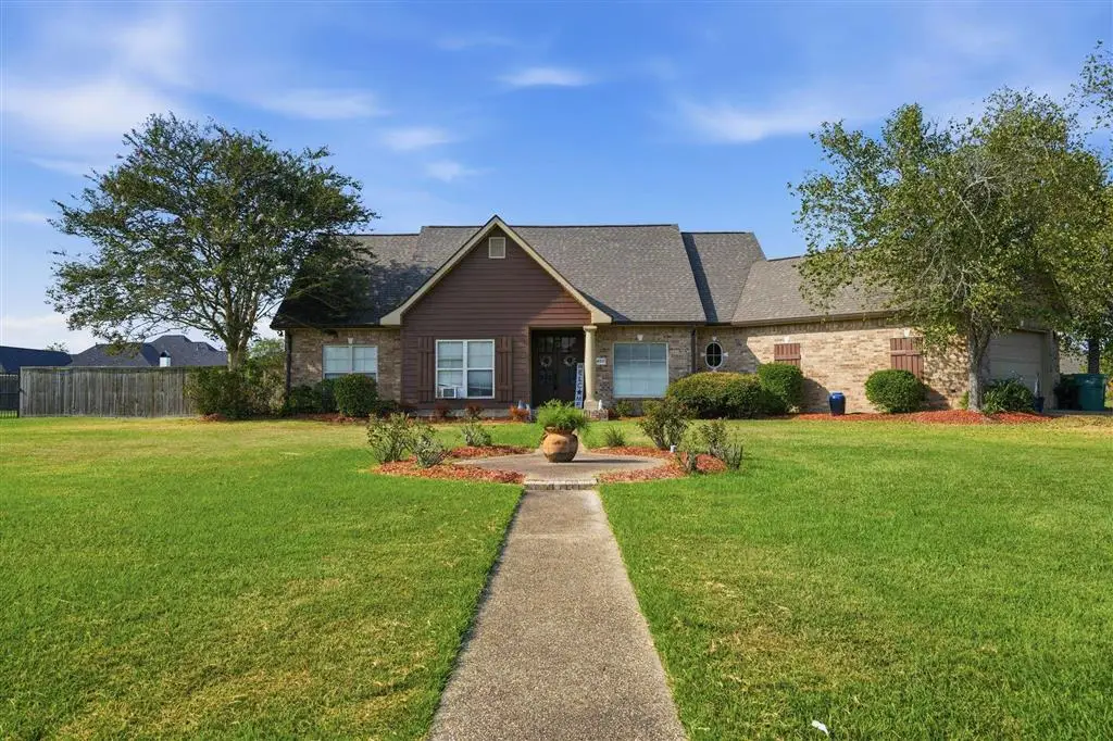 1670 N Woodland Forest Drive N, Lake Charles, LA 70611 - #1