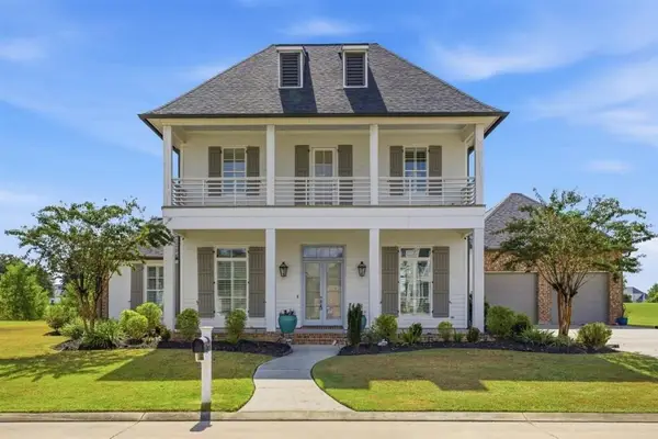 6415 White Oleander Circle, Lake Charles, LA 70605