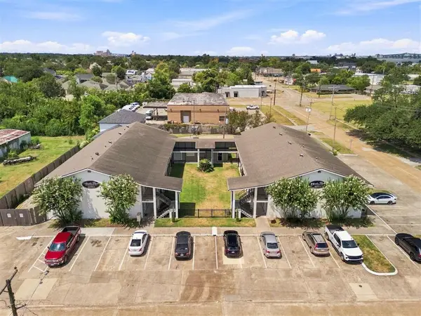 1602 Moss Street, Lake Charles, LA 70601