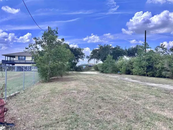 9504 Big Lake Road, Lake Charles, LA 70605