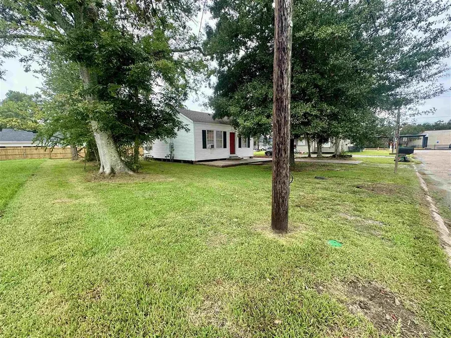 209 Oak Street, Sulphur, LA 70663 - #3