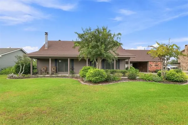 31 Poinsetta Road, Sulphur, LA 70663